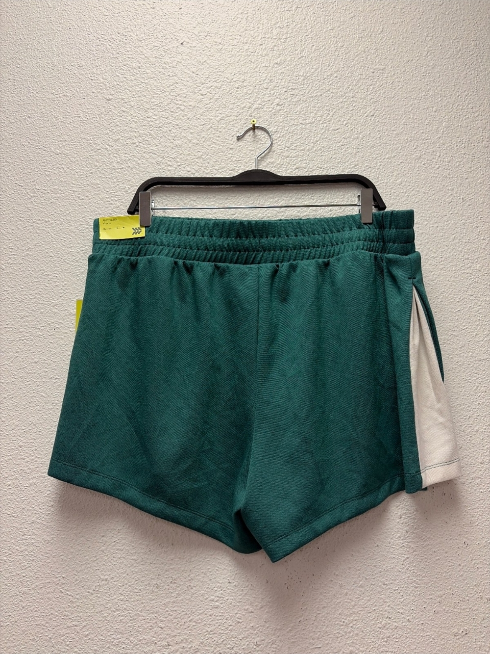 Women's Shorts Size XXL #820 - Picture 3 of 3